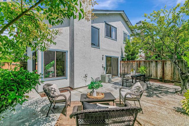 4772 Mendocino Ter, Fremont CA: https://media.crmls.org/mediaz/545bf01a-a973-4935-96dc-9010ac691606.jpg