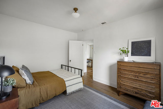 5928 Meridian Street, Los Angeles CA: https://media.crmls.org/mediaz/545bff0d-75d8-4512-b4b8-61b3c219edc1.jpg