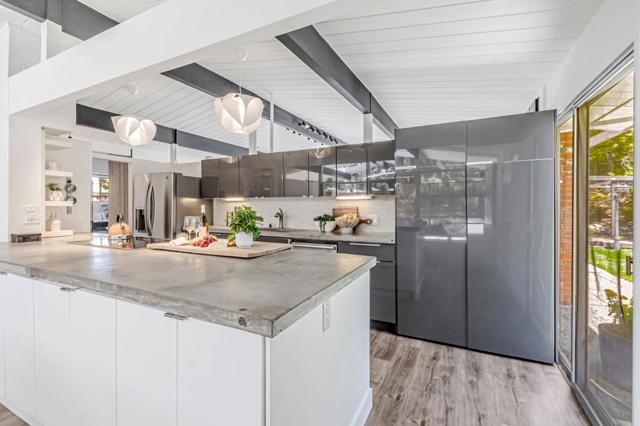 1650 Edmonton Avenue, Sunnyvale CA: https://media.crmls.org/mediaz/545c5c28-214e-4c65-9c27-ff5d617fe9c3.jpg