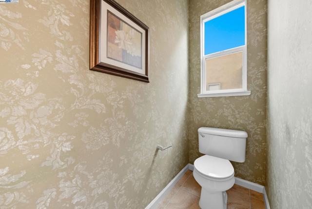 775 Sweetwood Ln, Patterson CA: https://media.crmls.org/mediaz/545ce606-6506-48eb-97bb-af6466d9c1cd.jpg