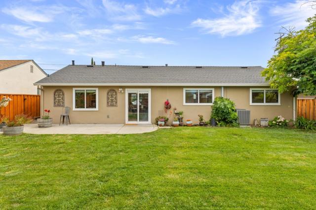 3832 Princeton Way, Livermore CA: https://media.crmls.org/mediaz/545d5913-ad9e-4fd2-8cc2-e246bd56cad6.jpg