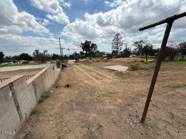 Detail Gallery Image 5 of 7 For 563 E Las Flores Dr, Altadena,  CA 91001 - – Beds | – Baths