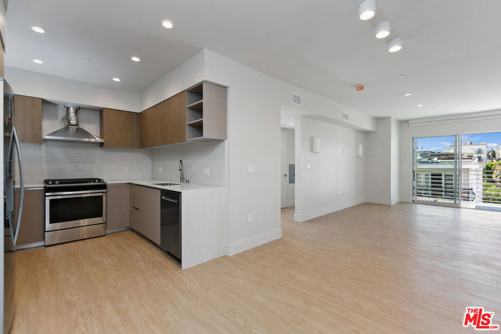 MLS #26865711 image #1