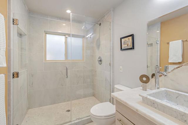 3119 Oak Knoll Drive, Redwood City CA: https://media.crmls.org/mediaz/545f0bd7-dac5-4426-8077-0a8b1b016e09.jpg