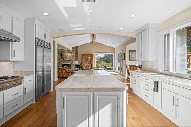 Image 18 of 73 For 1072 Wiegand Street