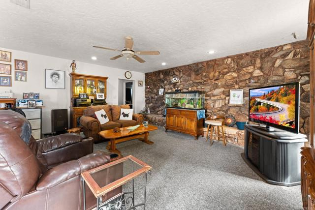 1421 San Elijo Avenue, Cardiff by the Sea CA: https://media.crmls.org/mediaz/545f250f-984f-406a-a2d6-d120cb37bd94.jpg