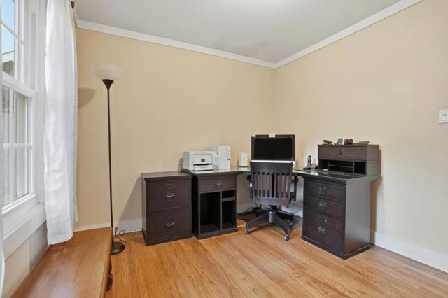 211 Berendos Avenue, Pacifica CA: https://media.crmls.org/mediaz/545ffb7a-a6d1-46d0-8f9b-35e15f01c56c.jpg