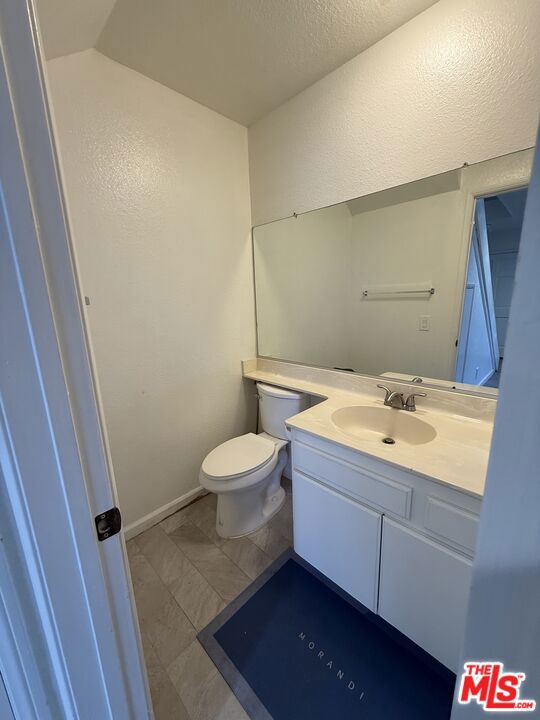 1127 W 228th Street, Torrance CA: https://media.crmls.org/mediaz/54605377-a054-4de1-8047-72d4b3e6d61d.jpg