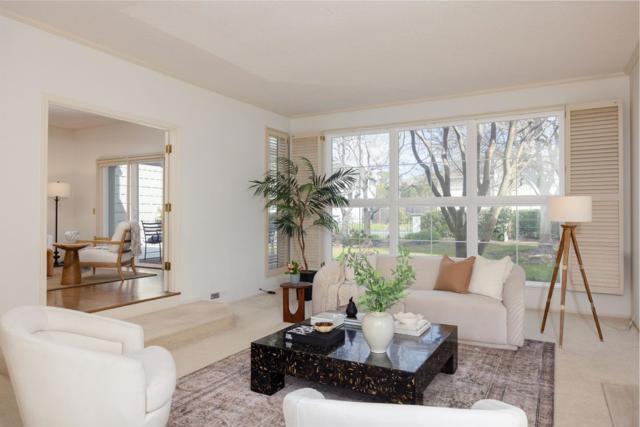 21 Pinehurst Lane, Half Moon Bay CA: https://media.crmls.org/mediaz/5460d6c1-7304-429e-afe4-322380742fd5.jpg