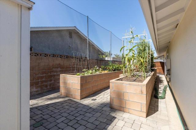 Image 43 of 55 For 1115 San Julian Drive
