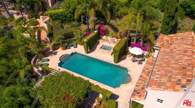 3756 FOOTHILL ESTATE (Private Lane) Road, Santa Barbara CA: https://media.crmls.org/mediaz/5463240d-ecbc-4d18-b6bb-d706f28ba04d.jpg