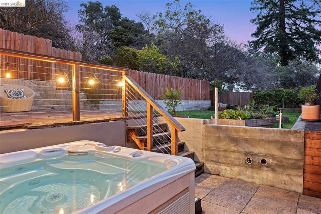 Image 31 of 58 For 685 Calmar Ave