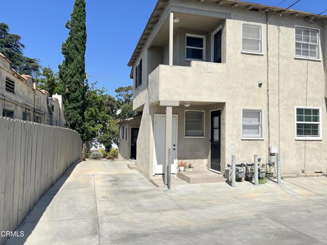 2008 Meridian Avenue, South Pasadena CA: https://media.crmls.org/mediaz/54655a95-51b4-4473-8fa5-46d5360e25d5.jpg