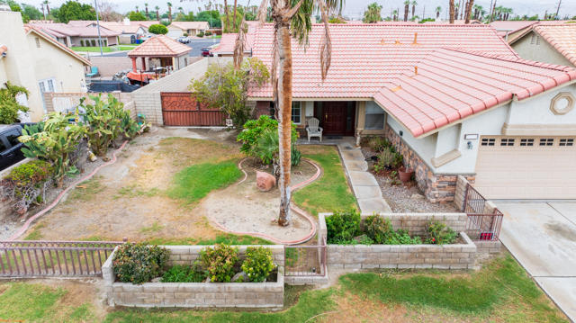 80928 Brown St, Indio CA: https://media.crmls.org/mediaz/54658cd9-0bd3-4ea5-a7b3-20042f7d7cdf.jpg