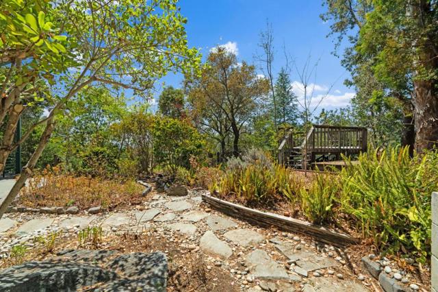 1780 Edgewood Road, Redwood City CA: https://media.crmls.org/mediaz/5466c738-6407-4f91-b79a-91102867acc2.jpg