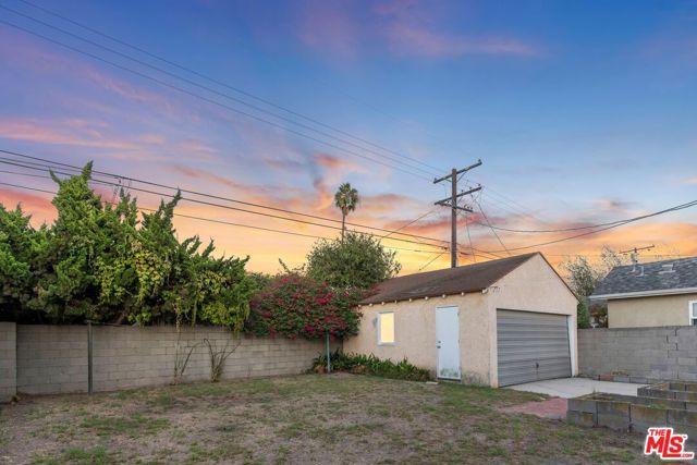 Image 3 for 8012 Agnew Ave, Los Angeles, CA 90045