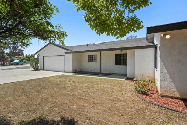 Detail Gallery Image 5 of 42 For 2125 Prospect St, National City,  CA 91950 - 3 Beds | 2 Baths