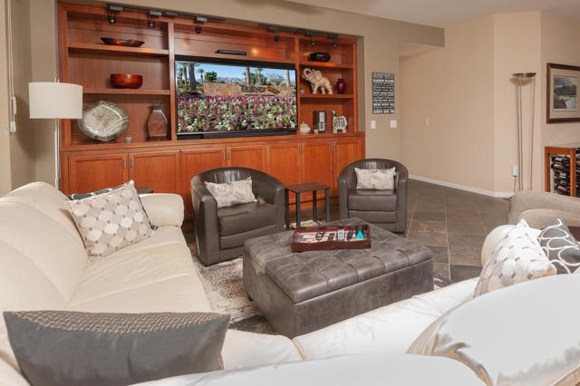 81945 Golden Star Way, La Quinta CA: https://media.crmls.org/mediaz/54690867-ce7f-44e4-b71d-84cb5507860c.jpg