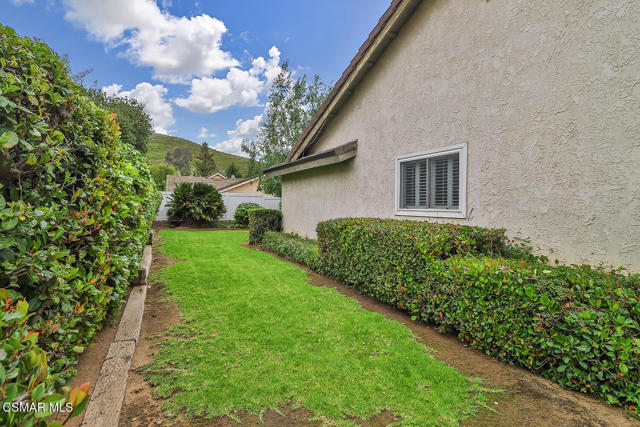 3616 Pebble Place, Newbury Park CA: https://media.crmls.org/mediaz/54692eac-03b7-444d-a1e5-64f849598c17.jpg