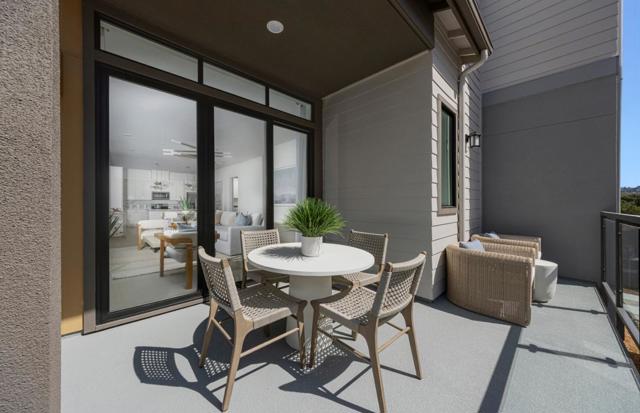 2305 Red Oak Court, San Mateo CA: https://media.crmls.org/mediaz/54699261-1ecd-4535-8157-fd1c763d4411.jpg