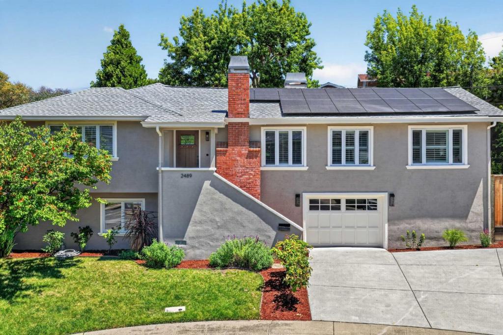 2489 Edith Avenue