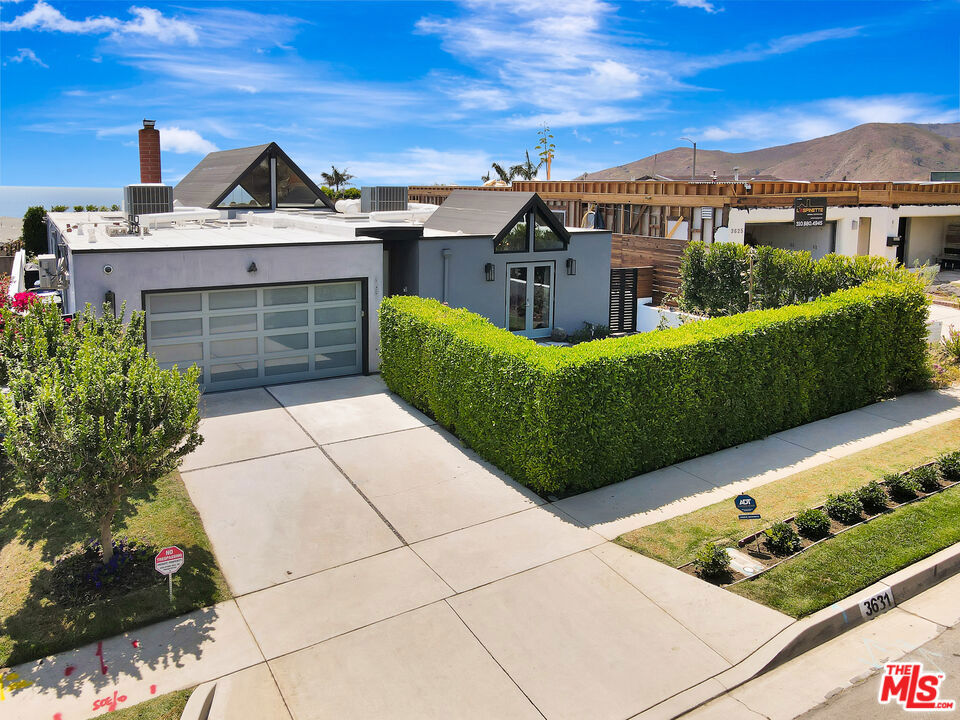 3631 Surfwood Road