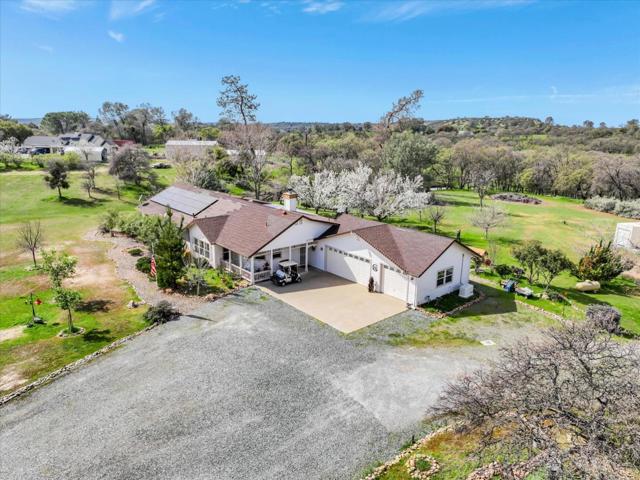3499 Burson Road, Valley Springs CA: https://media.crmls.org/mediaz/546c4156-52eb-4025-b5dd-361ef82e0bcb.jpg