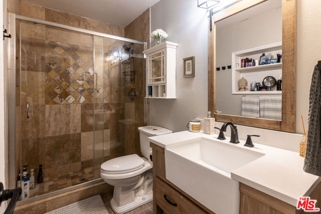 23901 Civic Center Way, Malibu CA: https://media.crmls.org/mediaz/546d1de2-f9ee-41b1-b836-44ca9ee12566.jpg