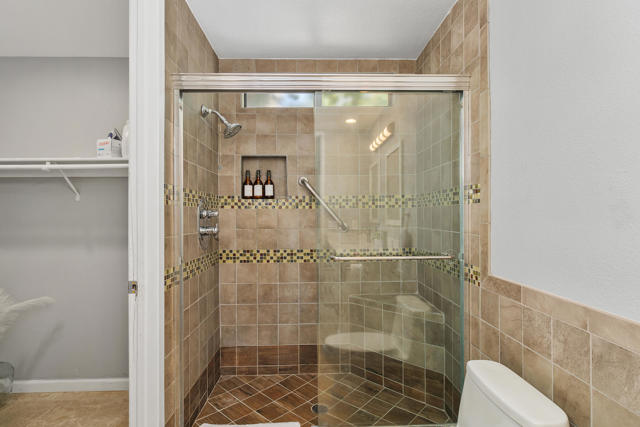 Image 21 of 34 For 67837 Portales Drive 245