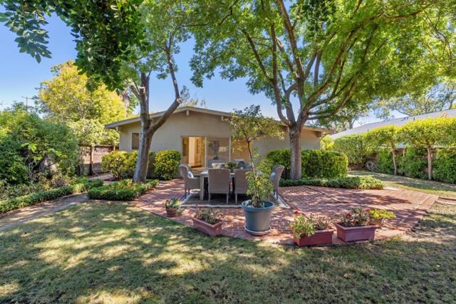 3224 Kipling Street, Palo Alto CA: https://media.crmls.org/mediaz/546d56c1-2369-4ce3-adf4-43ef4a068748.jpg