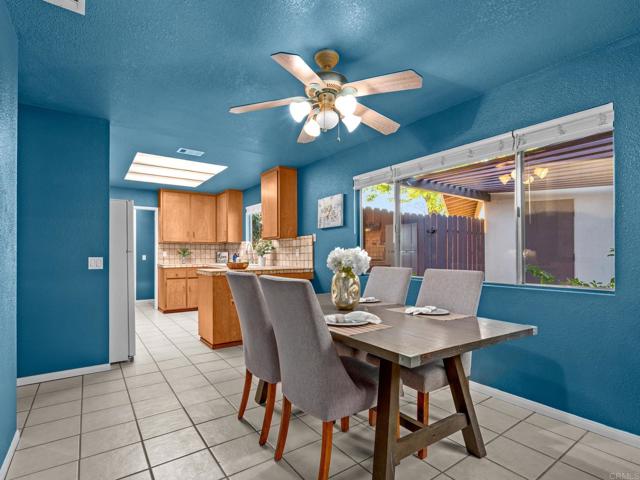 Detail Gallery Image 17 of 53 For 1130 Pebble Springs Ln, Escondido,  CA 92026 - 3 Beds | 2 Baths