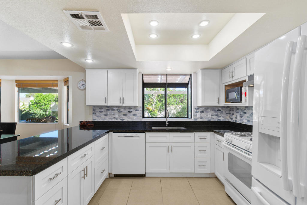 MLS #219137599DA image #9