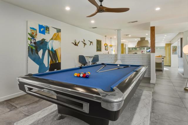 5337 E Lakeside Drive, Palm Springs CA: https://media.crmls.org/mediaz/546e4c24-2b9a-402b-98c8-c242e3c3ef8a.jpg