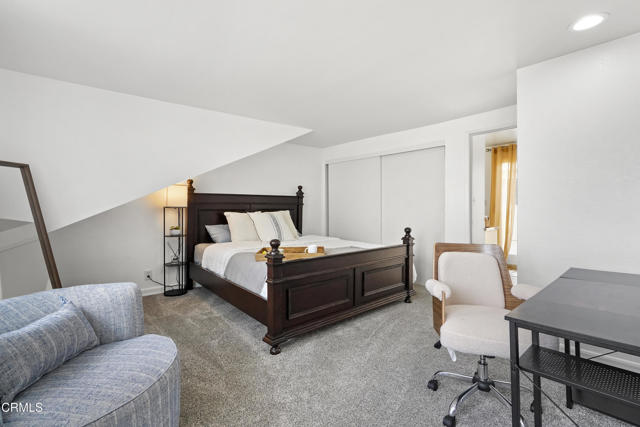 Detail Gallery Image 12 of 44 For 309 Ocean Dr, Oxnard,  CA 93035 - 4 Beds | 2/1 Baths