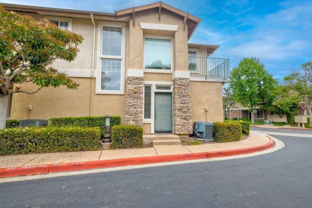 9633 West Canyon Terrace, San Diego CA: https://media.crmls.org/mediaz/546ee96b-a371-4f0e-bab0-c2d7acb6e869.jpg