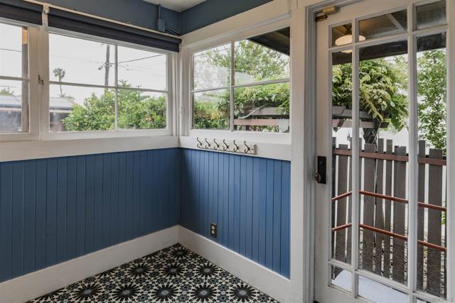 3446 28th Street, San Diego CA: https://media.crmls.org/mediaz/546f7aaf-1077-4f09-9451-8f64a1ead948.jpg