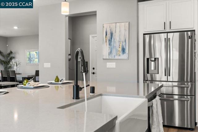 405 Avanti Way, Oakley CA: https://media.crmls.org/mediaz/546f7f02-b9ae-4bac-87f1-043c1c1e4c5d.jpg