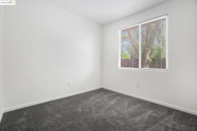 4112 Montgomery Hill Dr, Antioch CA: https://media.crmls.org/mediaz/546fe94d-fce0-440e-9046-a2ce65b6ca9a.jpg