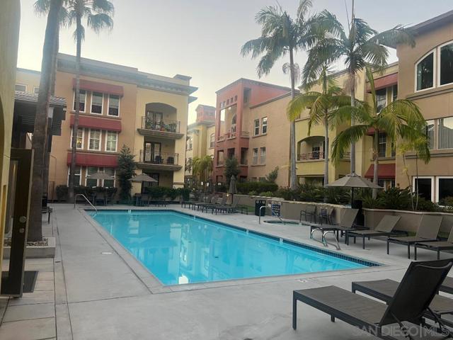 1270 CLEVELAND AVE, San Diego CA: https://media.crmls.org/mediaz/54704b03-89cf-4ebb-b1f7-615e3fe62cb6.jpg