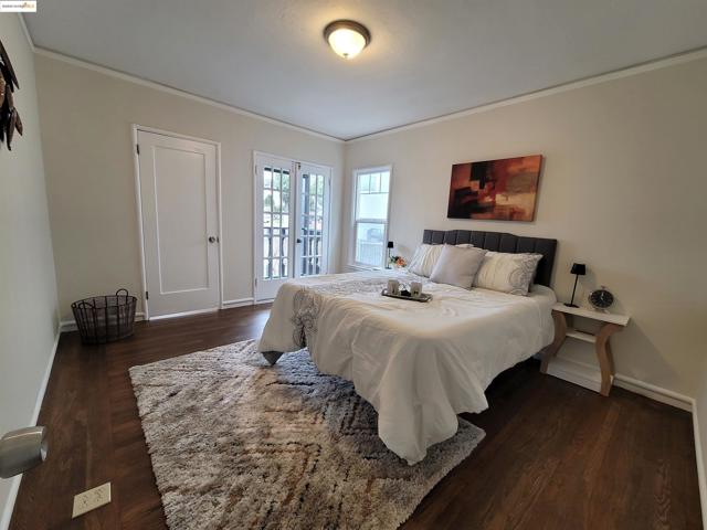 3504 68Th Ave, Oakland CA: https://media.crmls.org/mediaz/5470aa50-5a57-4b74-a149-903503159496.jpg