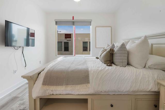 Detail Gallery Image 33 of 43 For 100 Evergreen Ave #3,  Imperial Beach,  CA 91932 - 2 Beds | 2/1 Baths