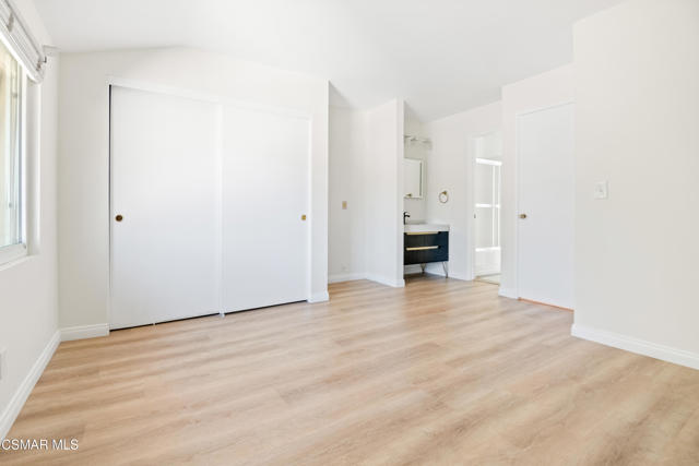 681 Triunfo Canyon Road, Westlake Village CA: https://media.crmls.org/mediaz/5470f68c-80e9-4223-8faf-91e521bde694.jpg