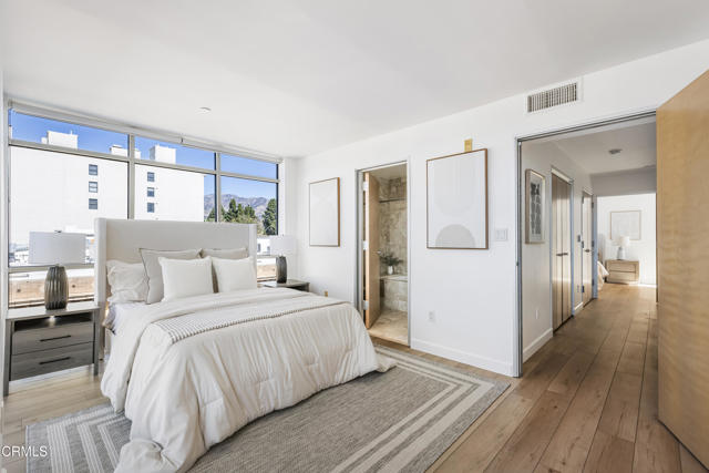 Detail Gallery Image 13 of 24 For 35 N Raymond Ave #412,  Pasadena,  CA 91103 - 2 Beds | 2/1 Baths