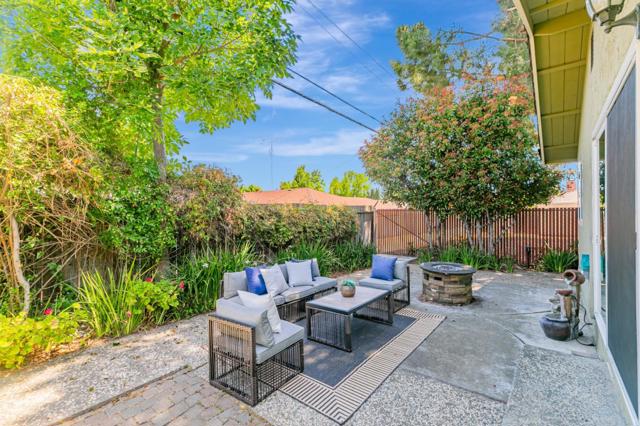 3739 Swallow Way, Santa Clara CA: https://media.crmls.org/mediaz/547282e4-51ce-4ffc-b9bf-8ef6ac0801b0.jpg