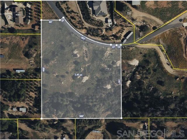 3 Citrus Crest Drive, Valley Center CA: https://media.crmls.org/mediaz/547346b5-35a2-4b6a-bf9b-b285100a04b6.jpg