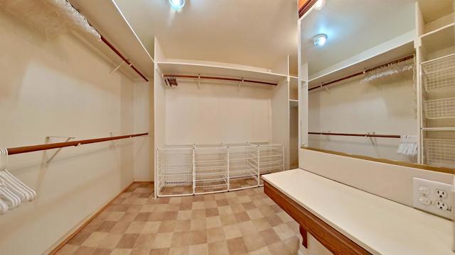 2862 Highland Drive, Carlsbad CA: https://media.crmls.org/mediaz/5473fa75-88a8-4a06-87a4-308bcc93a8e4.jpg