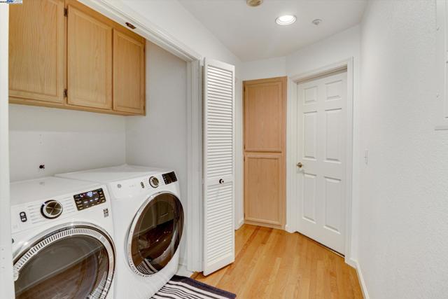3948 Inverness, Livermore CA: https://media.crmls.org/mediaz/54752e9a-3651-4178-befc-ac19fa97a47e.jpg