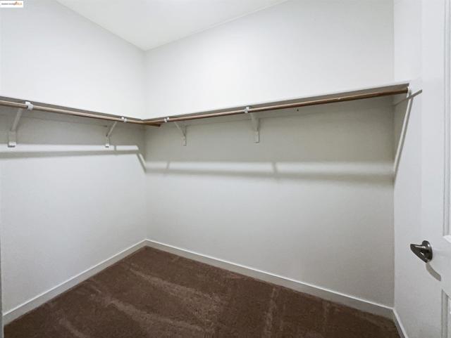 2211 Reunion Ln, Rio Vista CA: https://media.crmls.org/mediaz/5475c663-6af4-4090-9a3a-ebd2b26a397f.jpg