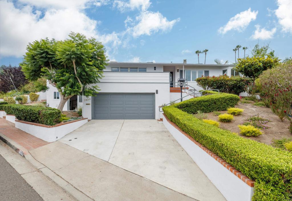 7920 Avenida Alamar - photo 2
