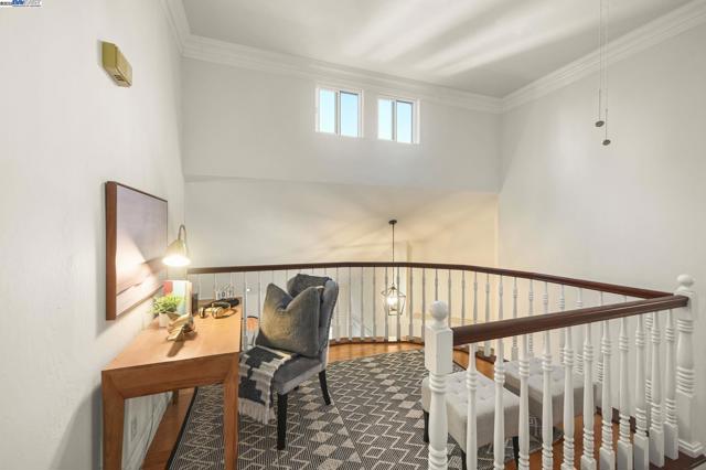 112 Kingswood Cir, Danville CA: https://media.crmls.org/mediaz/5476883d-91e9-491e-b807-00ed8eb8148b.jpg